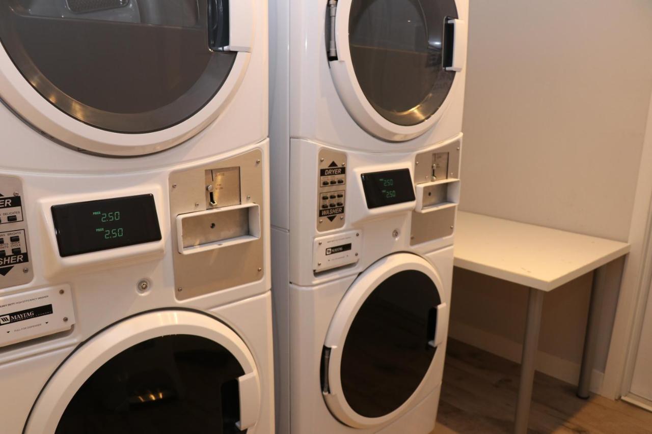 A Stylish Stay With A King Bed And Heated Floors #27 Brookline Extérieur photo
